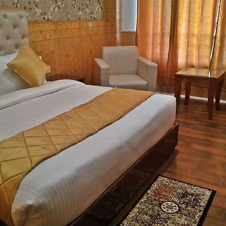 Himalyan Heights Hotel Шимла Екстериор снимка